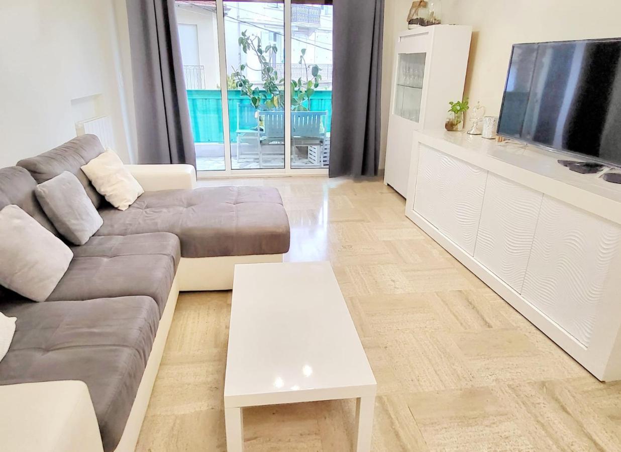 Cannes : Spacious Apartment エクステリア 写真